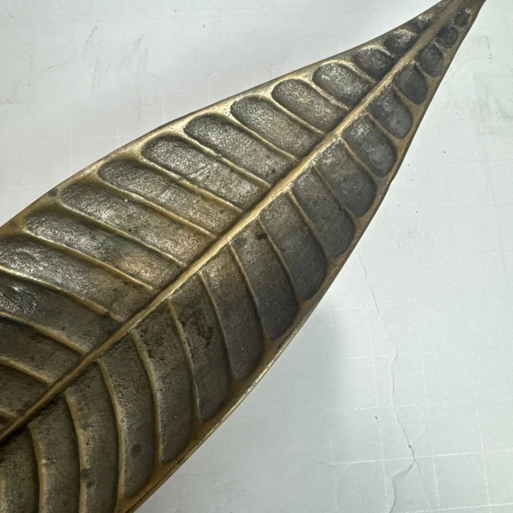 Vintage Solid Brass Leaf Shaped Trinket Dish Tray 10